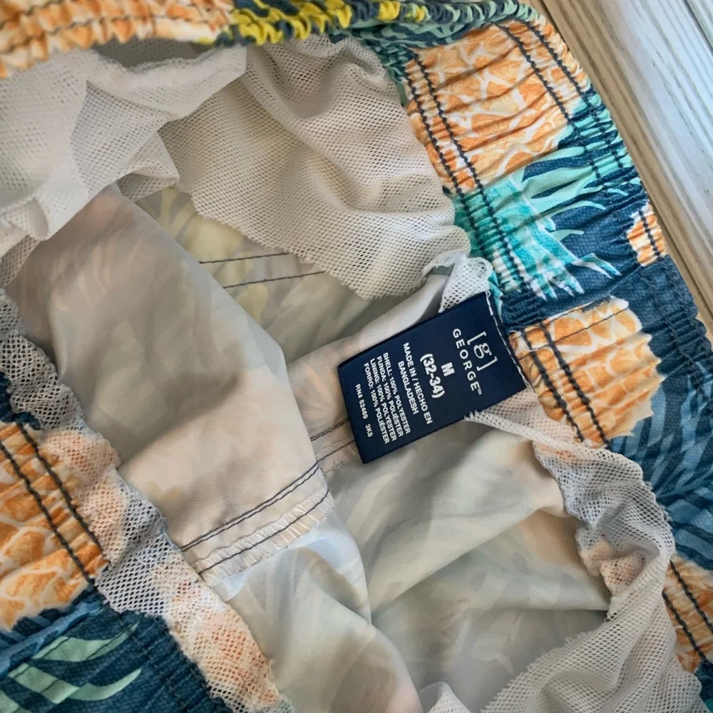 George  Pineapple Print Swim Trunks - liner has been taken out